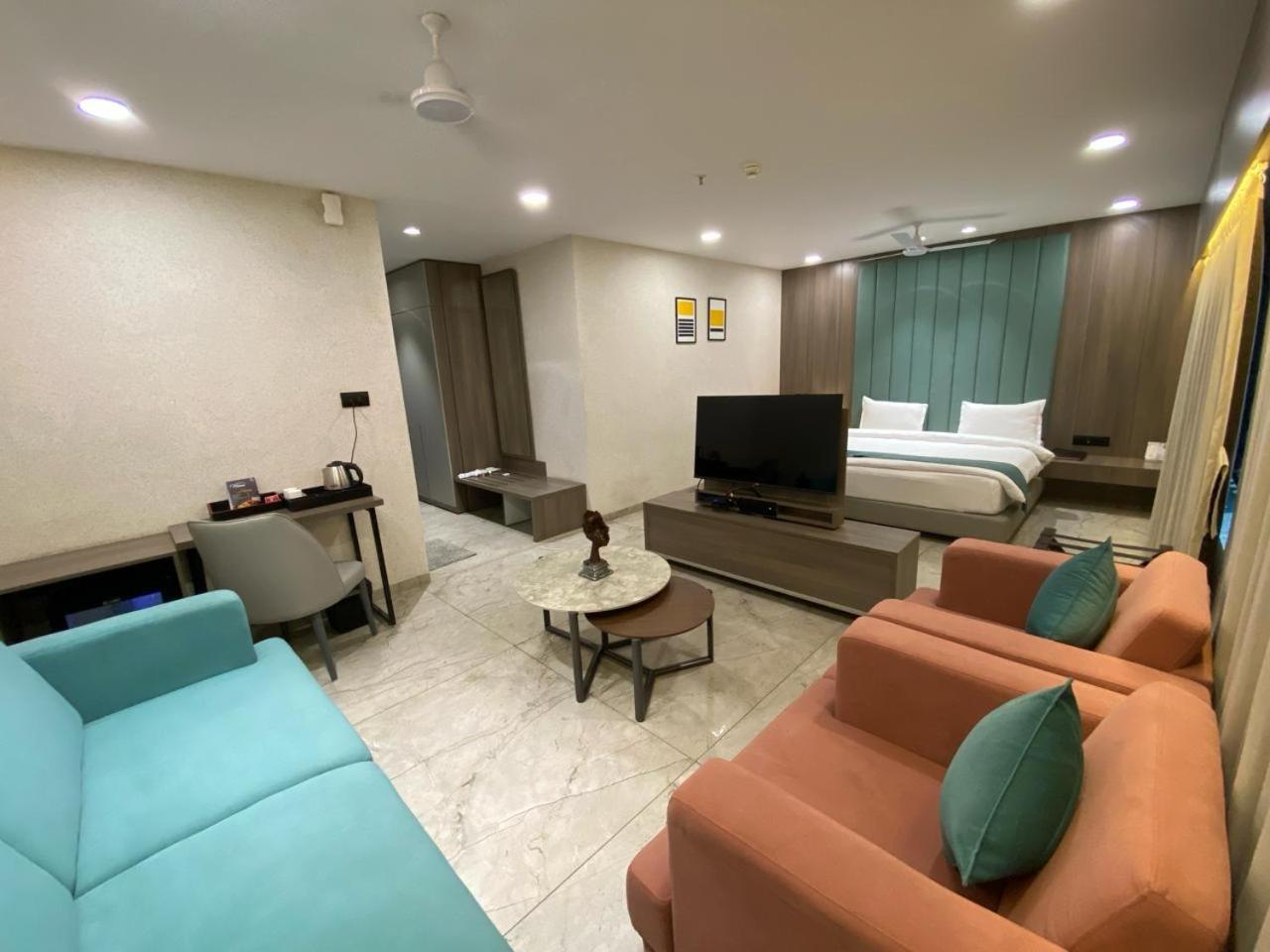 Lords Eco Inn Navsari Exterior photo